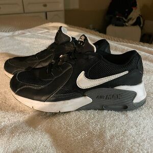 Nike Air Max Black and White Athletic Shoes